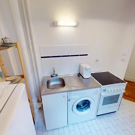 Inviting Studio Near The Eiffel Tower Lägenhet *