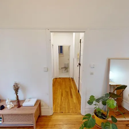 Inviting Studio Near The Eiffel Tower Lägenhet Paris